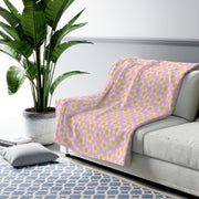 Cozy Sherpa Fleece Blanket with Floral Design - Perfect for Home Decor and Gifting