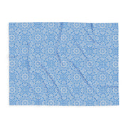 Cozy Arctic Fleece Blanket with Floral Pattern
