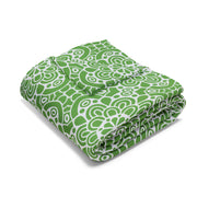 Cozy Green Floral Fleece Blanket - Perfect for Home Decor and Gifts