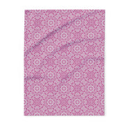 Cozy Floral Arctic Fleece Blanket - Soft Pink Mandala Design