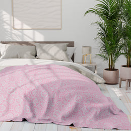 Cozy Pink Floral Arctic Fleece Blanket for Warmth and Comfort