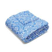 Cozy Arctic Fleece Blanket with Floral Pattern