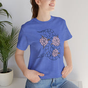 Unisex Short Sleeve Tee with Snake and Floral Design - Trendy Casual Wear