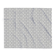 Luxury Arctic Fleece Blanket - Elegant Grey Pattern for Cozy Home Decor