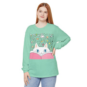 Cute Cat Reading Long Sleeve T-Shirt - Perfect for Cat Lovers