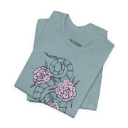 Unisex Short Sleeve Tee with Snake and Floral Design - Trendy Casual Wear