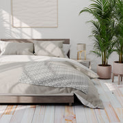 Luxury Arctic Fleece Blanket - Elegant Grey Pattern for Cozy Home Decor