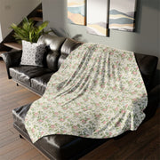 Floral Cozy Polyester Blanket - Soft Floral Design for Home Decor