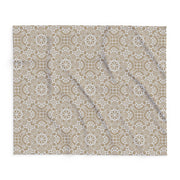 Cozy Arctic Fleece Blanket - Floral Geometric Design for Home Decor