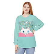Cute Cat Reading Long Sleeve T-Shirt - Perfect for Cat Lovers