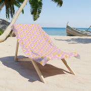 Charming Floral Beach Towel - Perfect for Summer Days and Pool Parties