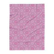 Cozy Floral Arctic Fleece Blanket - Soft Pink Mandala Design