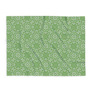 Cozy Green Floral Fleece Blanket - Perfect for Home Decor and Gifts
