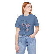 Unisex Short Sleeve Tee with Snake and Floral Design - Trendy Casual Wear