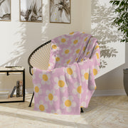 Floral Velveteen Microfiber Blanket - Soft Pink Daisy Pattern for Cozy Comfort
