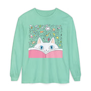 Cute Cat Reading Long Sleeve T-Shirt - Perfect for Cat Lovers