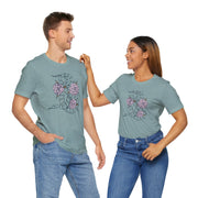 Unisex Short Sleeve Tee with Snake and Floral Design - Trendy Casual Wear